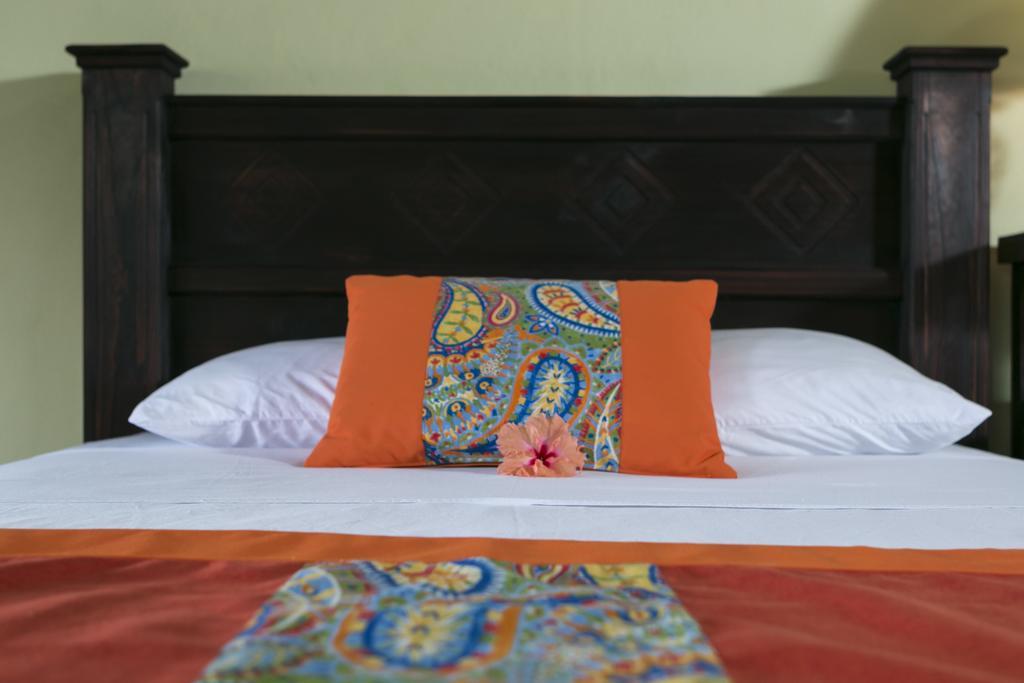 Hotel La Isla Inn Puerto Viejo de Talamanca Εξωτερικό φωτογραφία