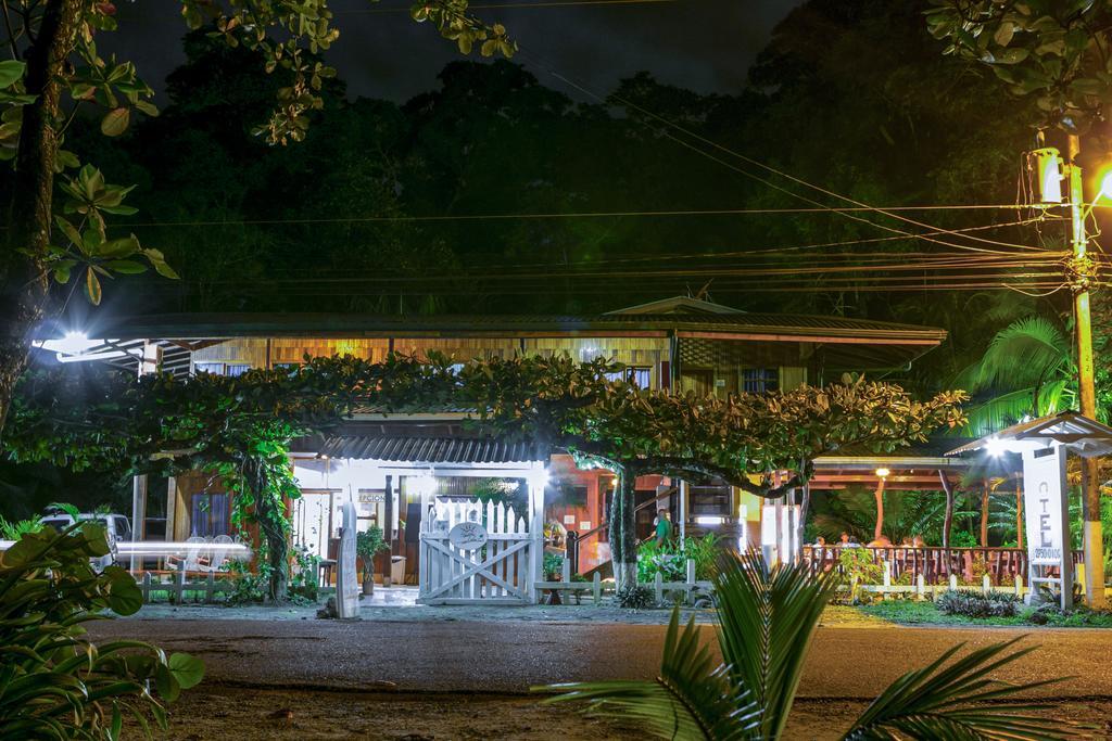 Hotel La Isla Inn Puerto Viejo de Talamanca Εξωτερικό φωτογραφία